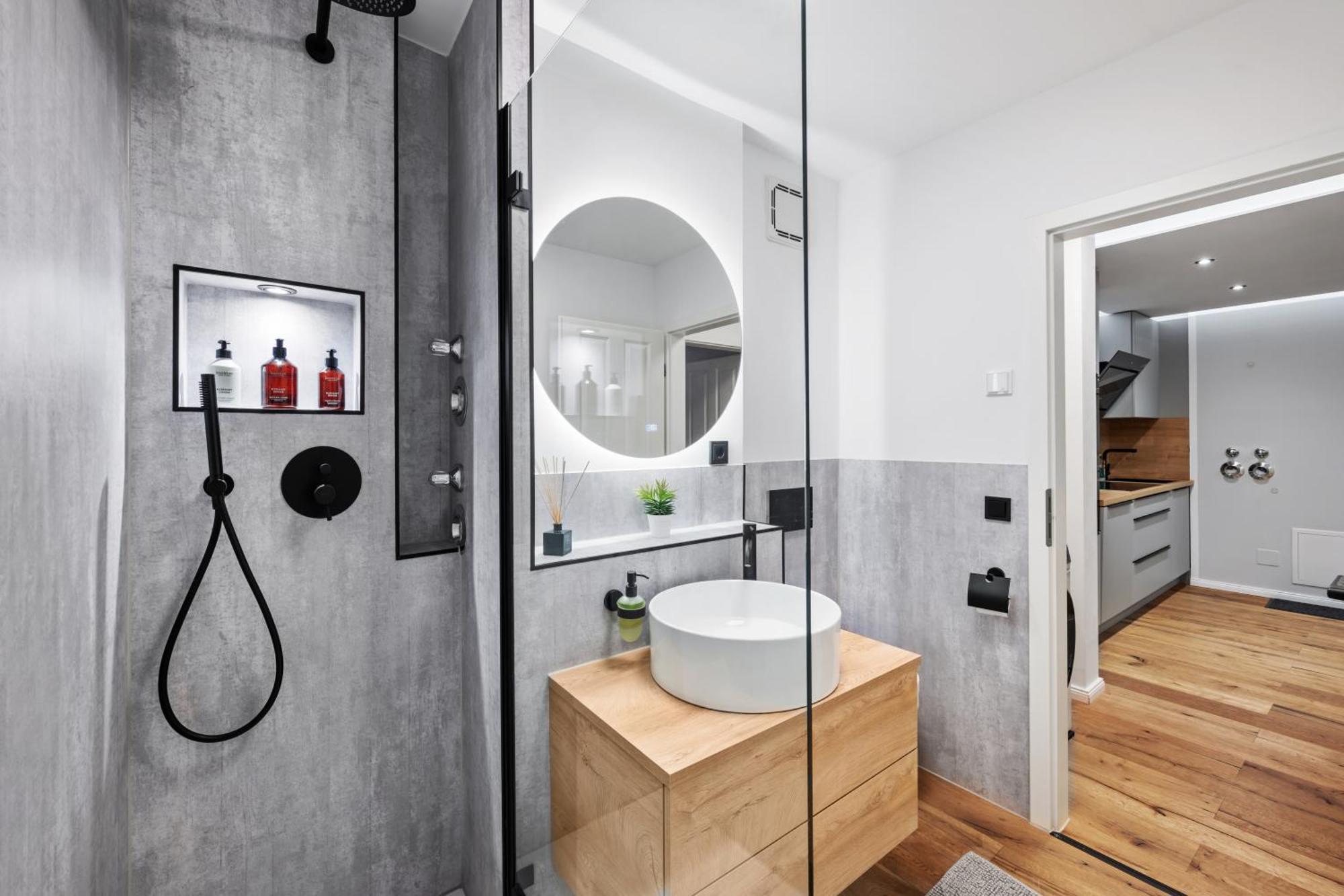 Edler Wohnraum Noble Stadtoase Mit Boxspringbett, Kaffeevollautomat, Lift & Parkplatz Chemnitz Extérieur photo